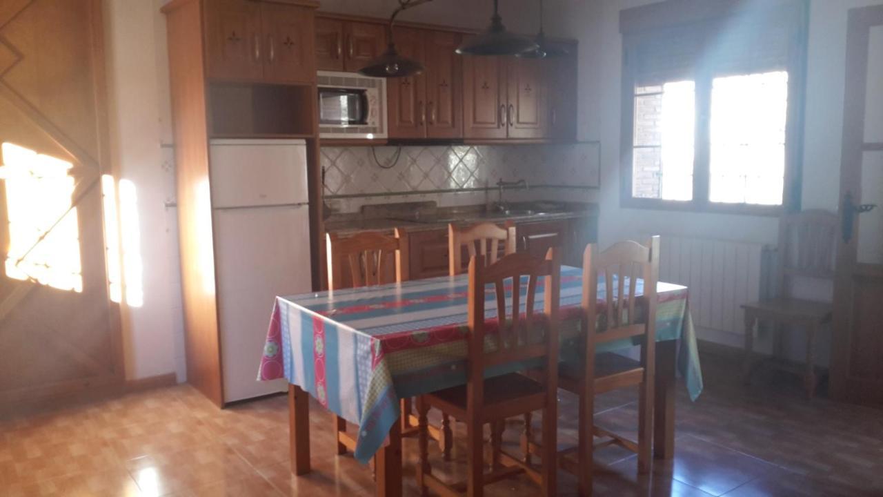 Alojamiento Rural Casa Inocente La Toba  Exteriér fotografie