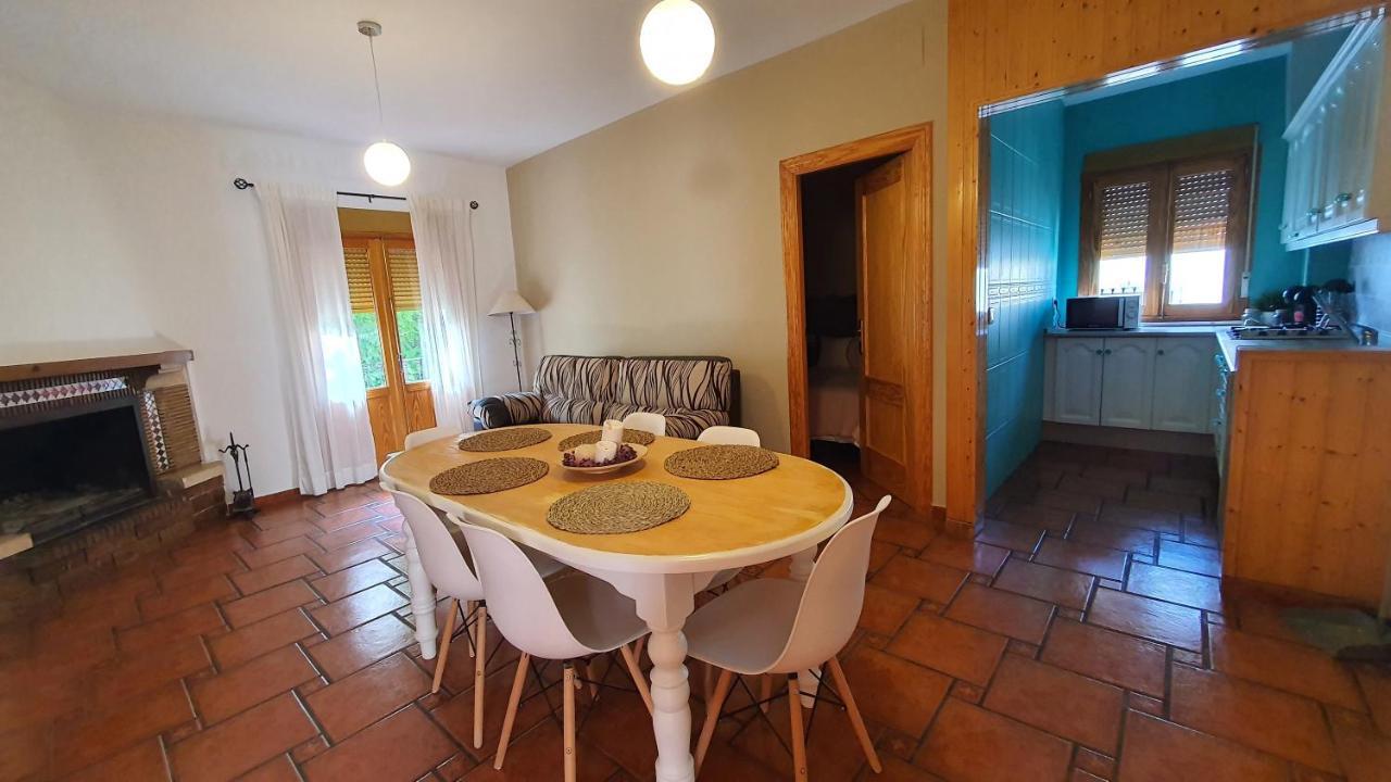Alojamiento Rural Casa Inocente La Toba  Exteriér fotografie