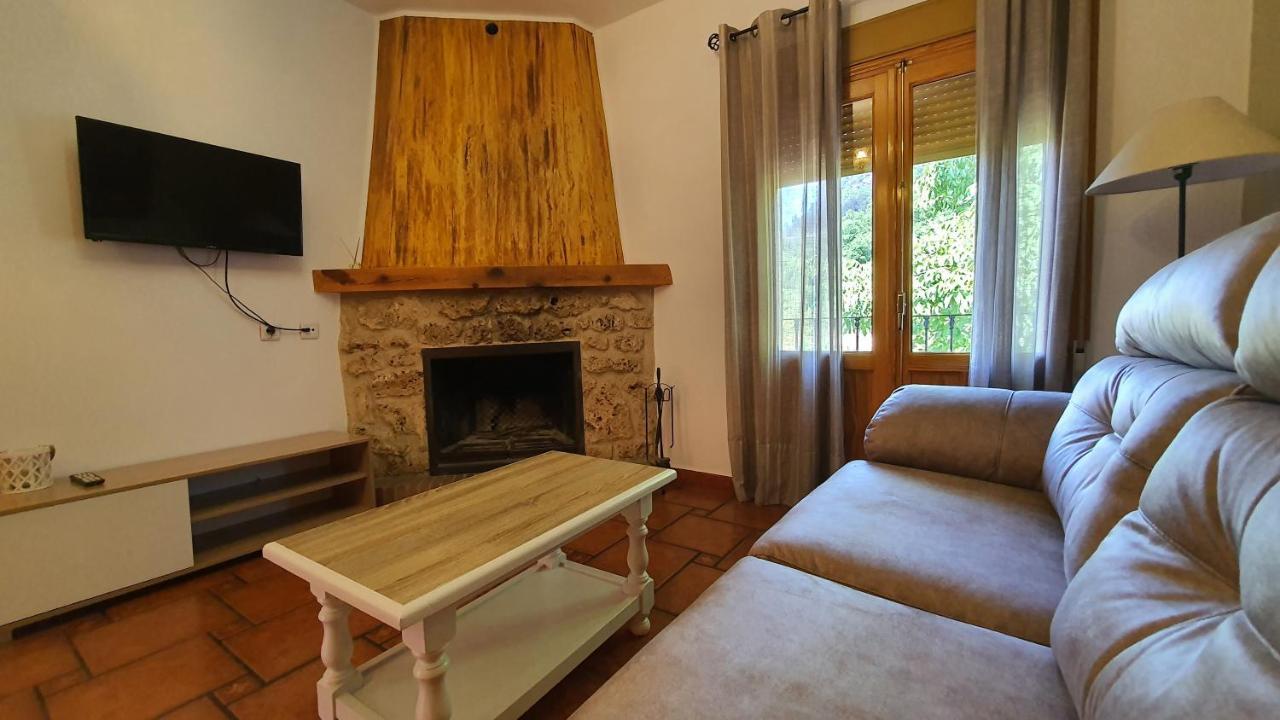 Alojamiento Rural Casa Inocente La Toba  Exteriér fotografie