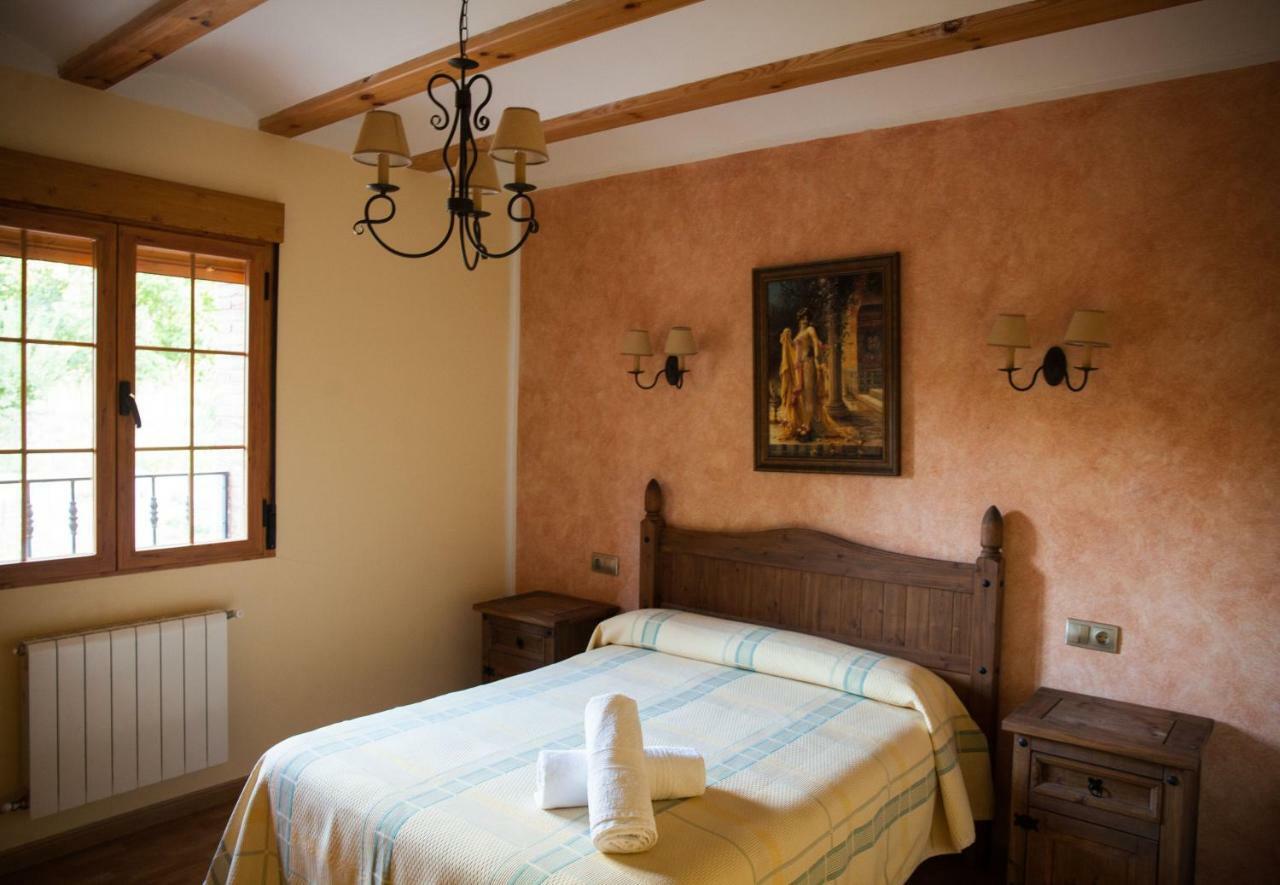 Alojamiento Rural Casa Inocente La Toba  Exteriér fotografie